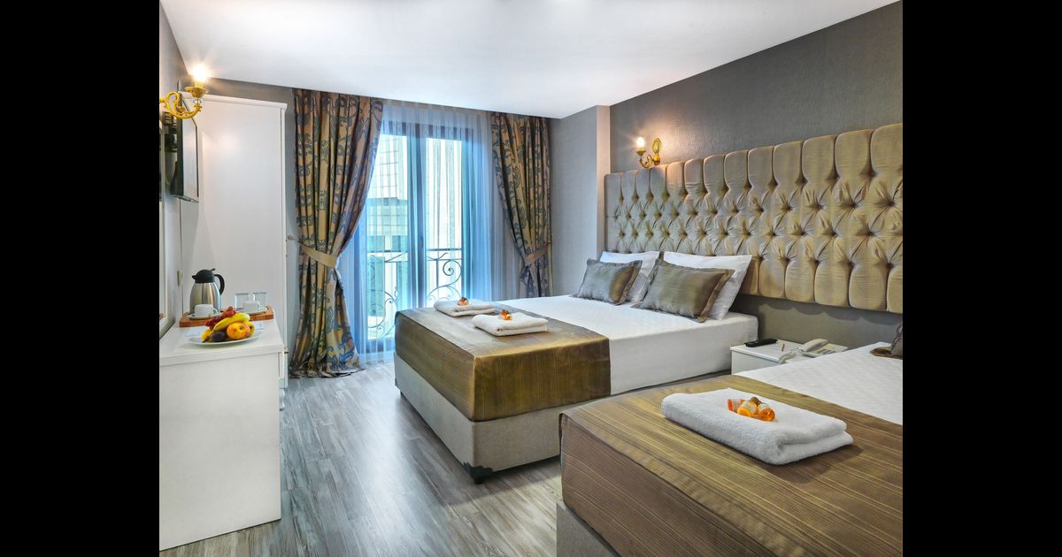 Grand Pamir Hotel